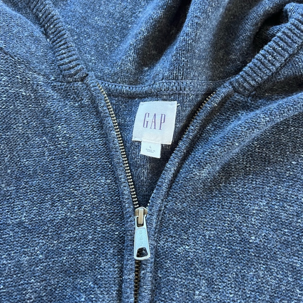 Men’s Gap Hoodie (Preppy) Navy Blue. Size Large.